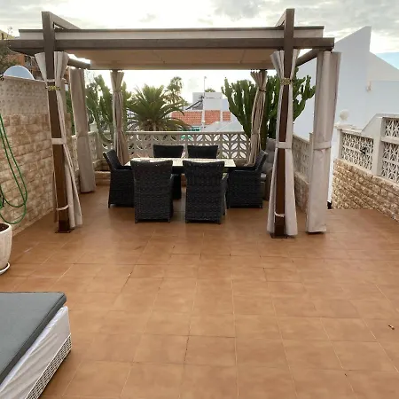 Seaview House In Playa Americas * 아데제