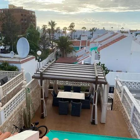 Seaview House In Playa Americas 펜션 *